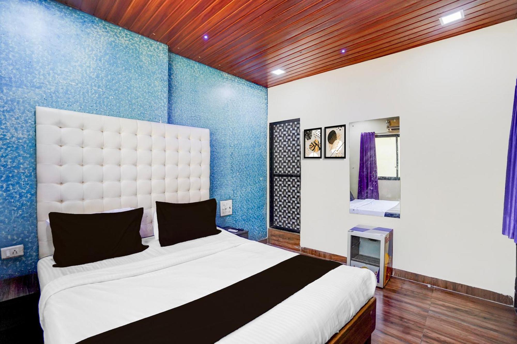 Hotel O The Om Sai Residency 뭄바이 외부 사진